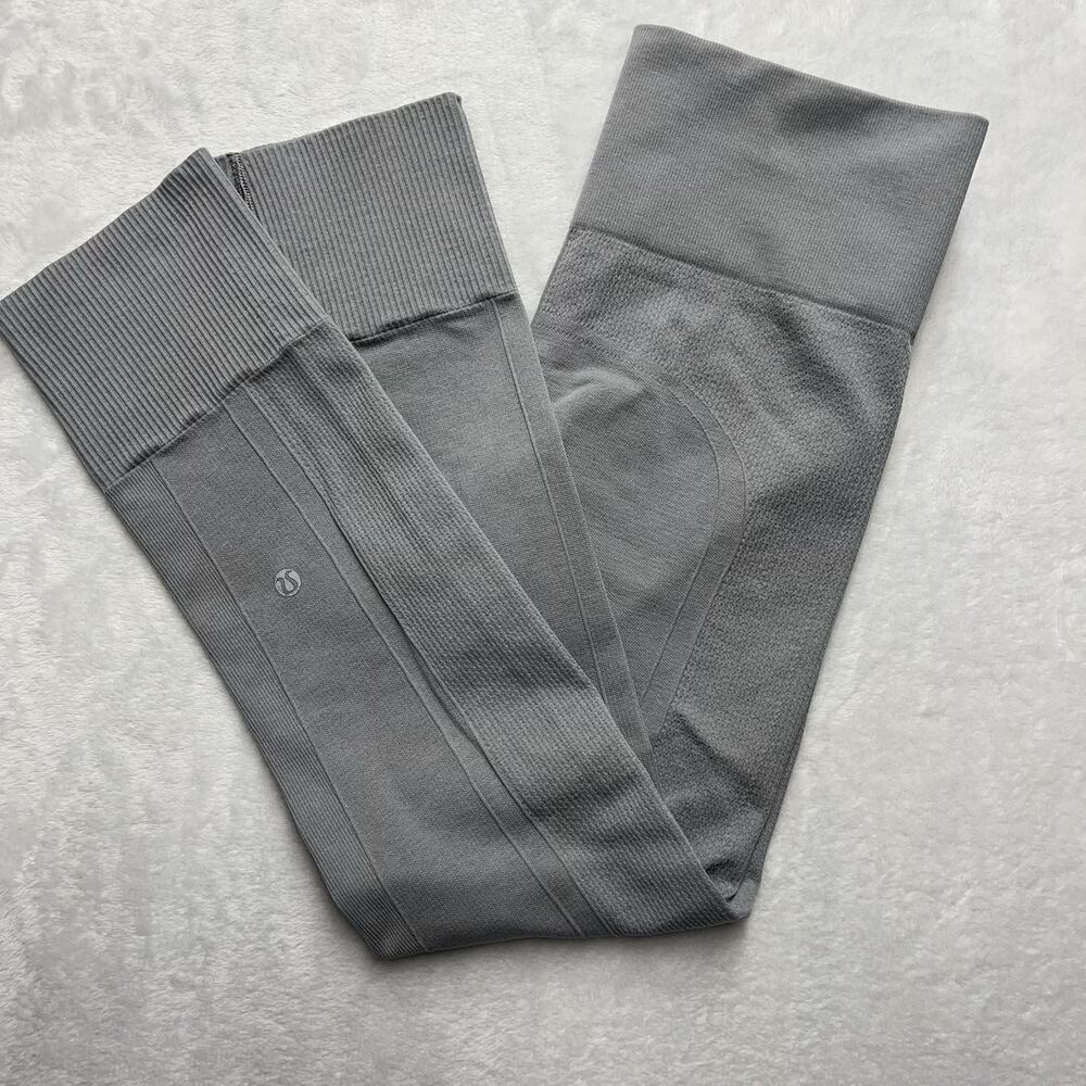 Lululemon Seamless Leggings Womens 6‎ Grey Cropped Athleisure Yoga Fitness